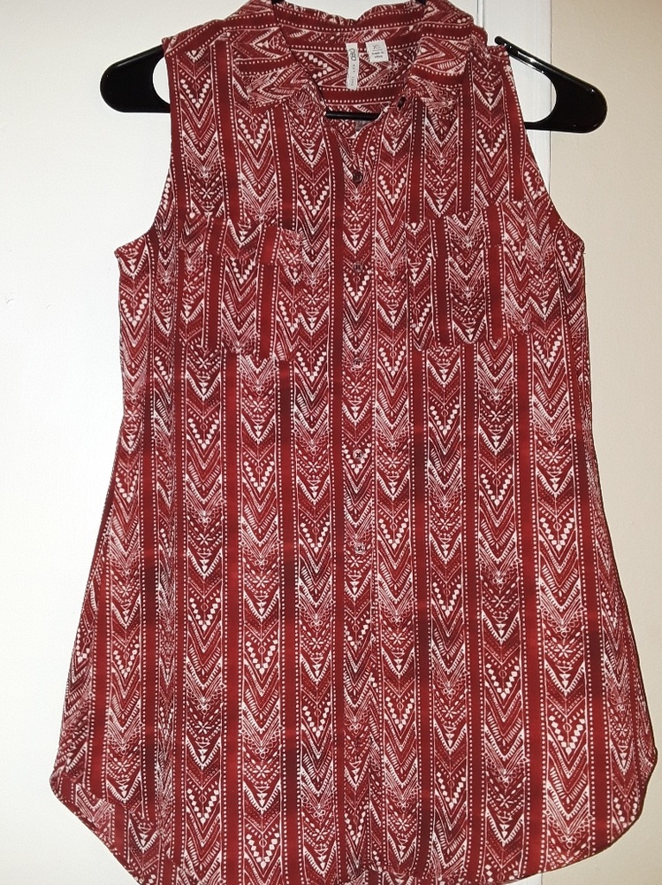 Cato Sleeveless Button Down